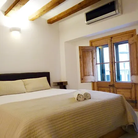 In Poble Sec Apartment