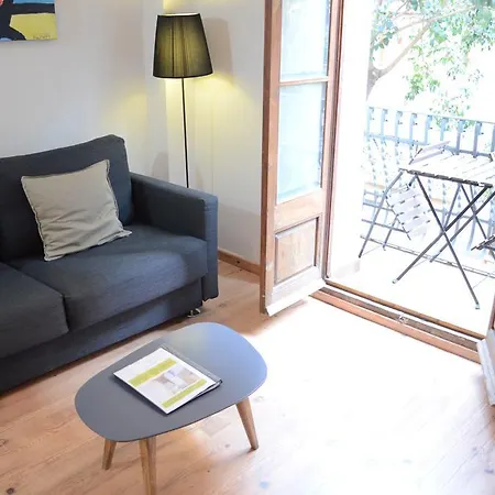 In Poble Sec Apartment